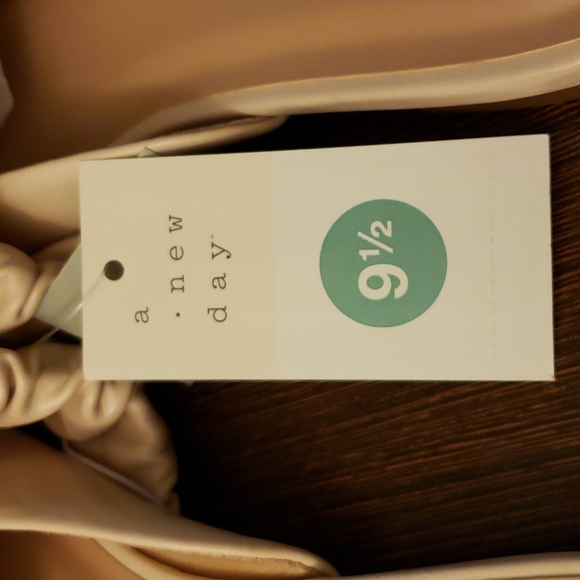 A New Day Celeste Mules in Off White Size 9.5 - Picture 6 of 7